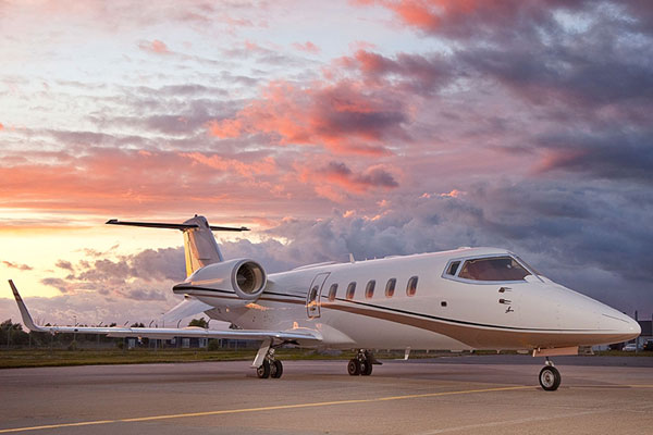 AIRBUS A319-CJ Heavy Jet