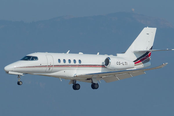 AIRBUS A319-CJ Heavy Jet