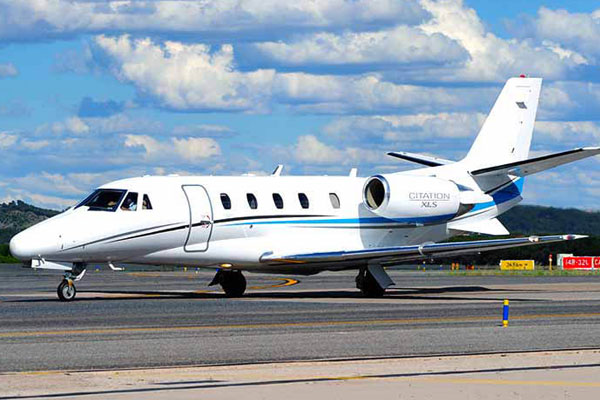 AIRBUS A319-CJ Heavy Jet